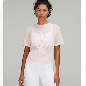 Lightweight Mesh
Reversible Yoga T-Shirt